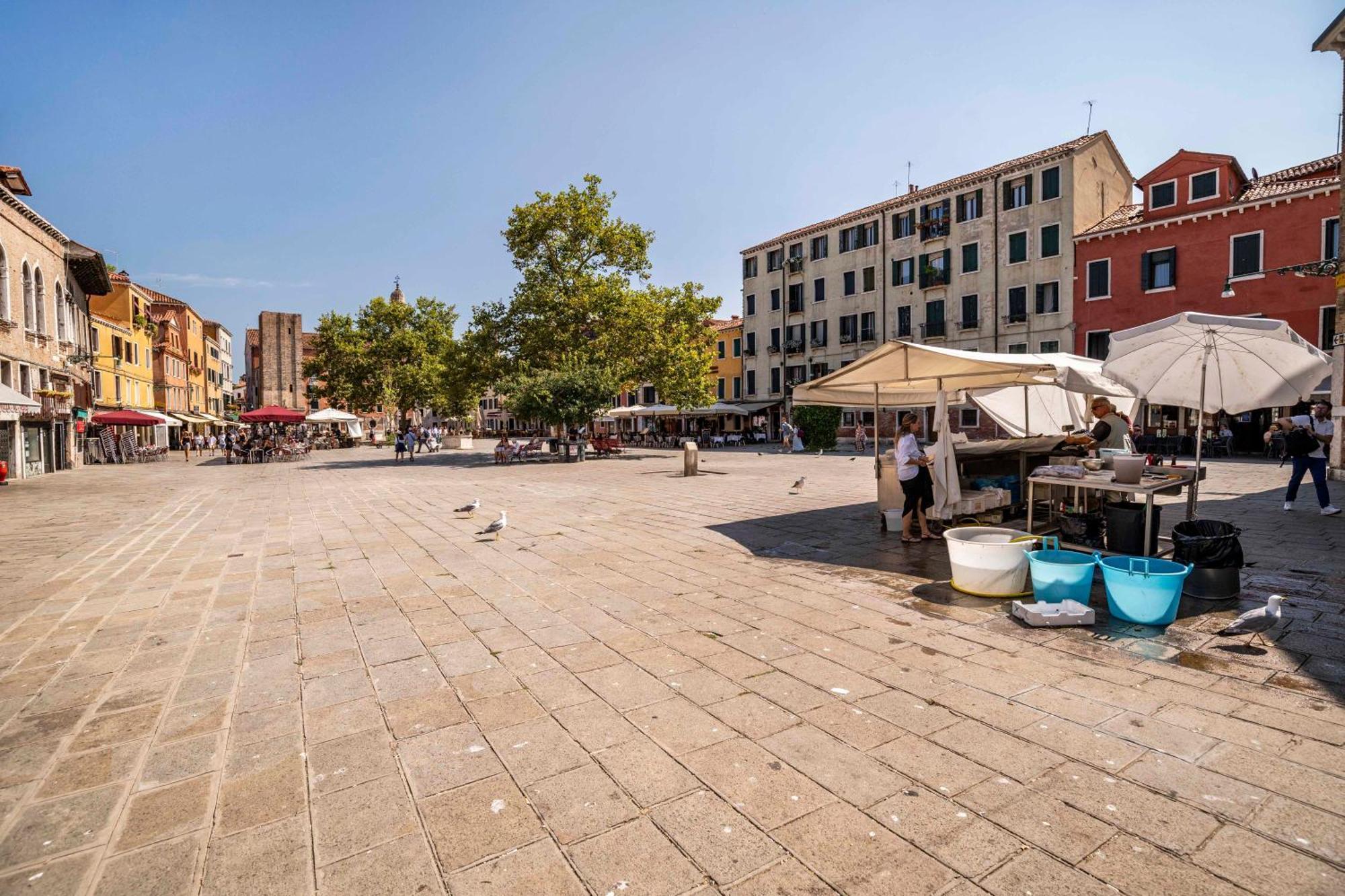 San Barnaba Palace R&r * Venice