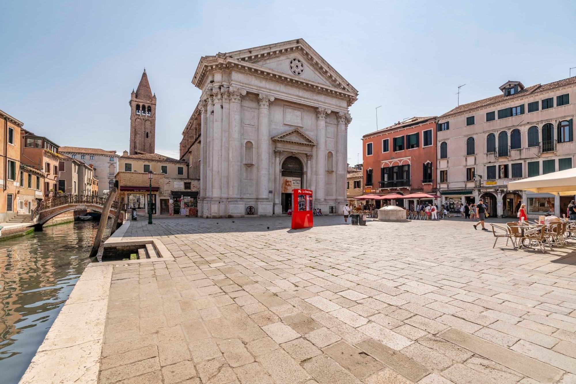 San Barnaba Palace R&r Apartment
