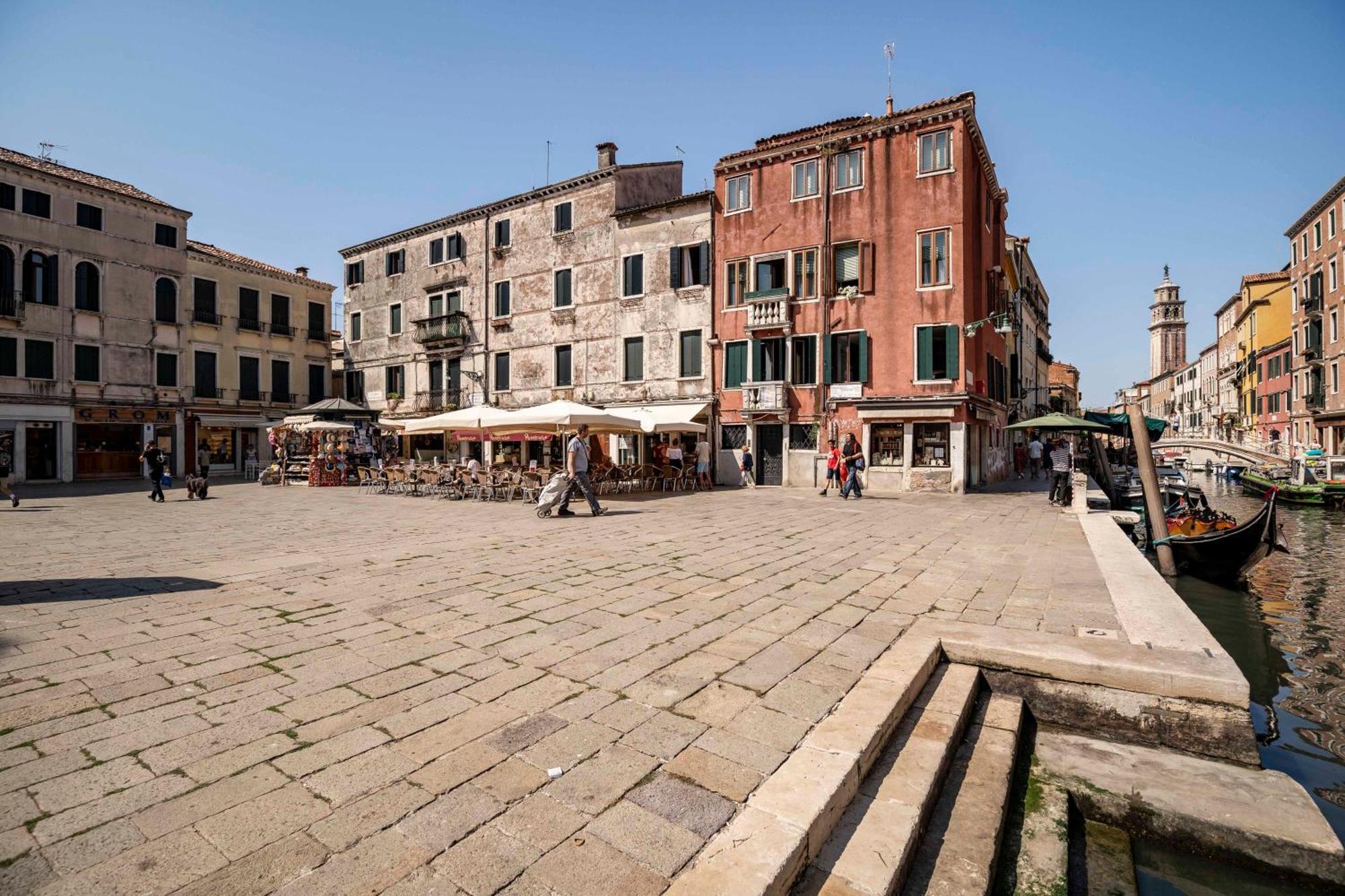 Apartment San Barnaba Palace R&r